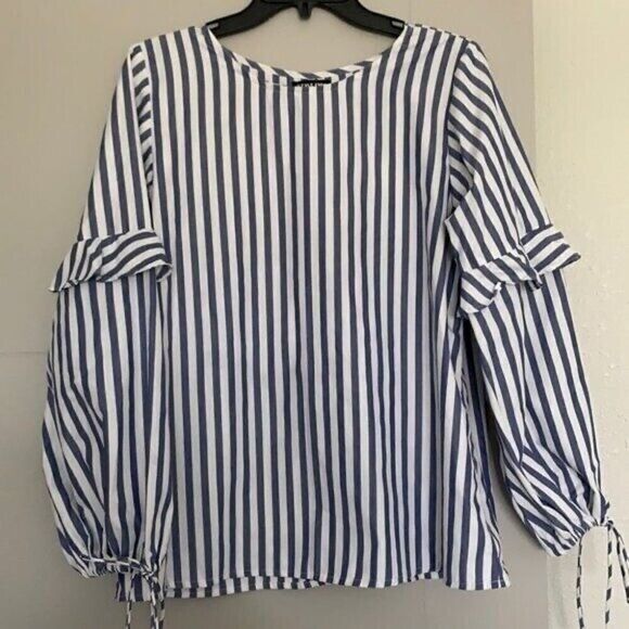 STYLE ENVY M Striped Oversized Long Ruffled Sleeves Blouse - Picture 1 of 12